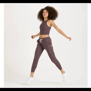 Womens Vuori joggers